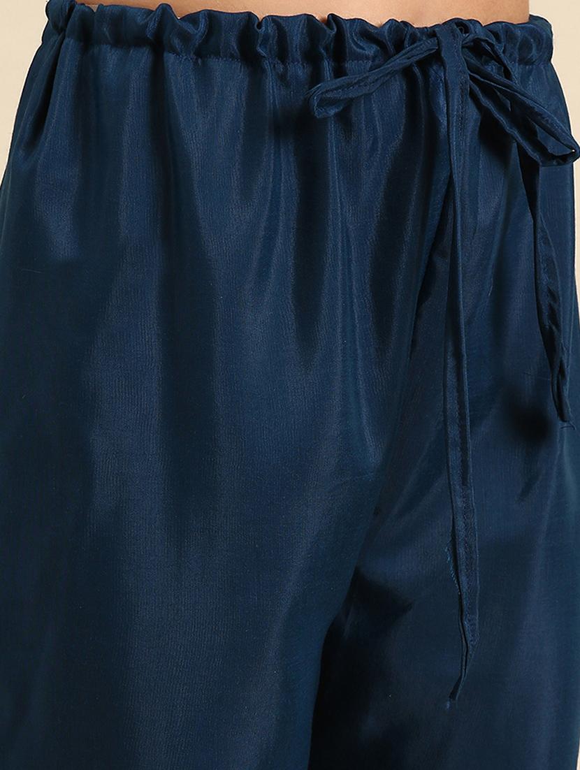 embroidered unstitched suit set - 19220951 - Standard Image - 4