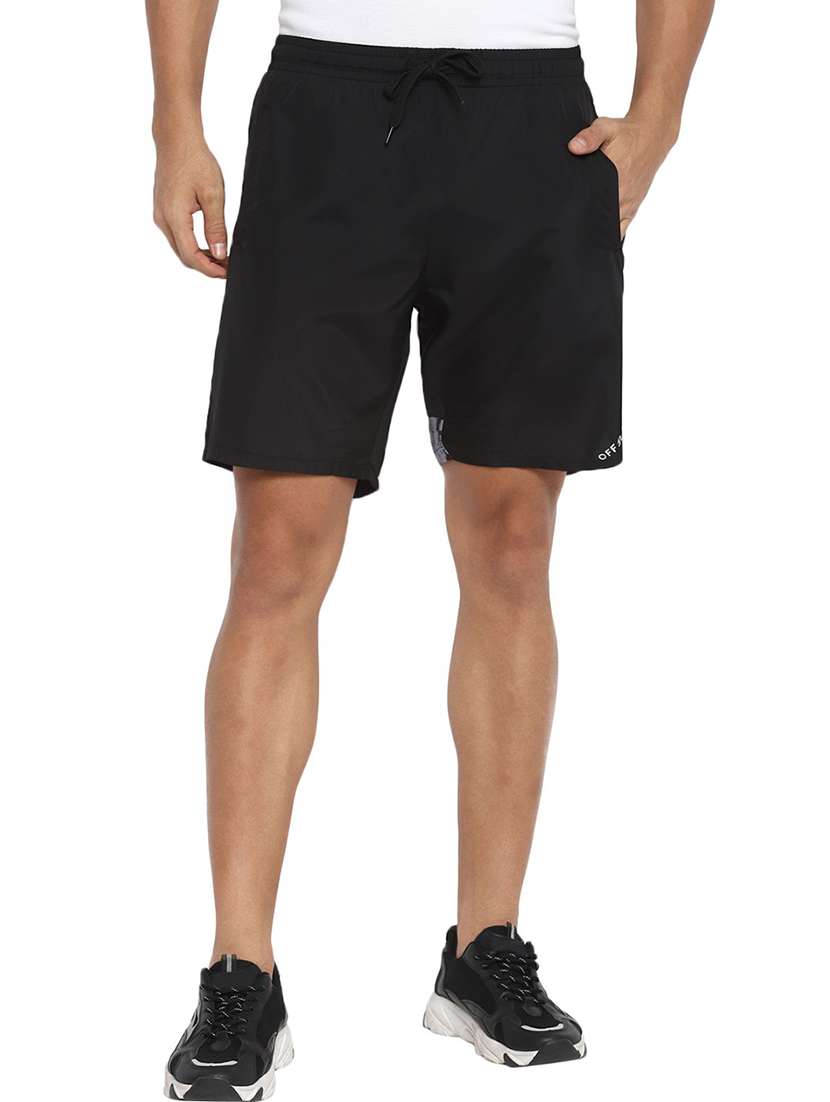 black mid rise solid short