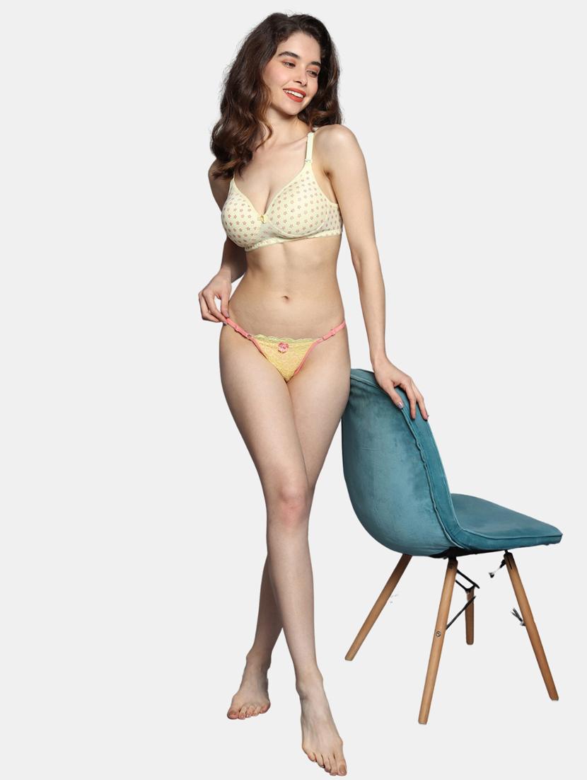 lace detailed thongs panty - 19224810 - Standard Image - 4