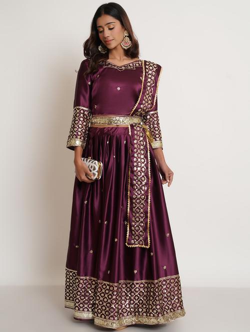 embroidered skirt top set - 19257028 -  Standard Image - 0