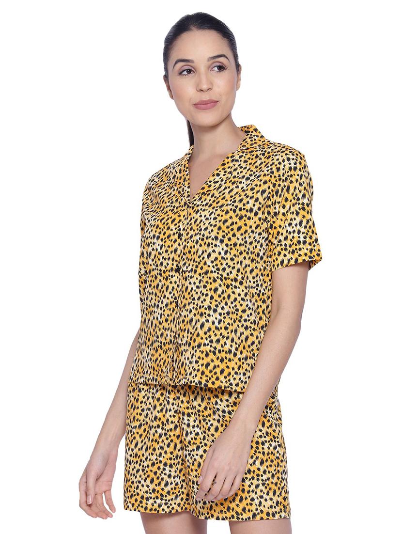 women printed shorts night suit set - 19293967 - Standard Image - 1