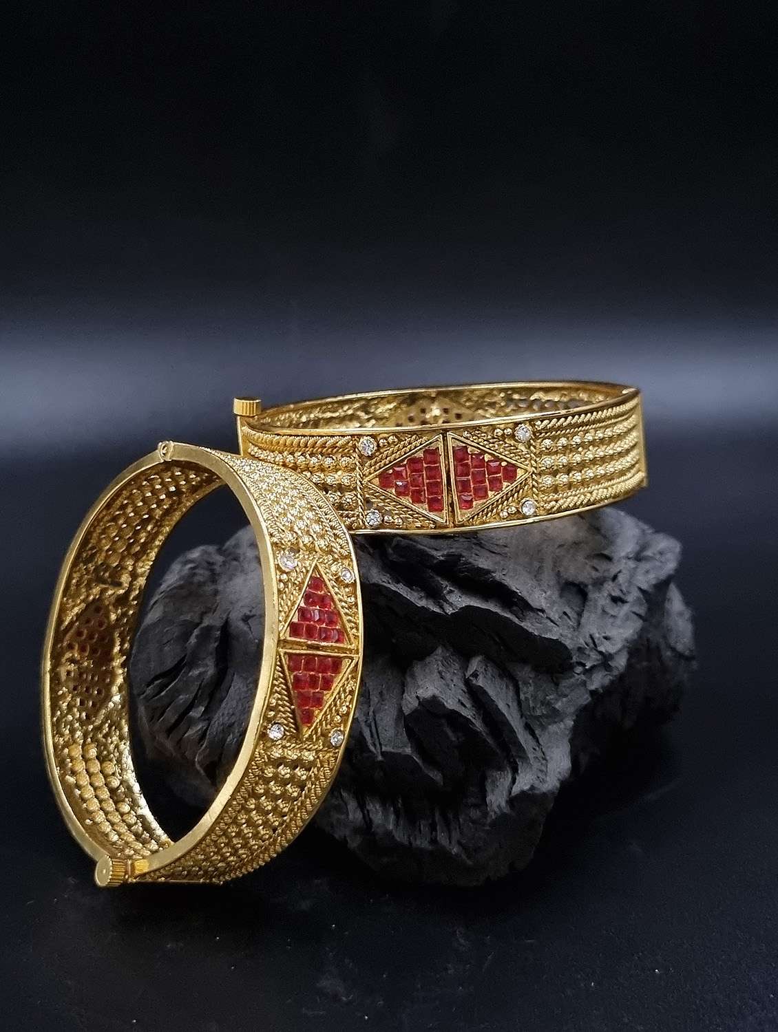gold plated bangle set