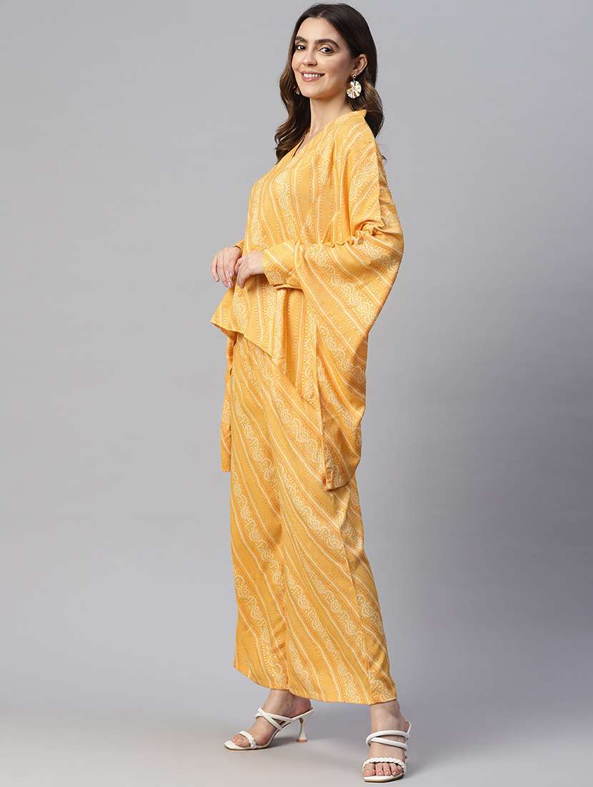 yellow printed top and palazzos set set - 19298809 -  Standard Image - 1