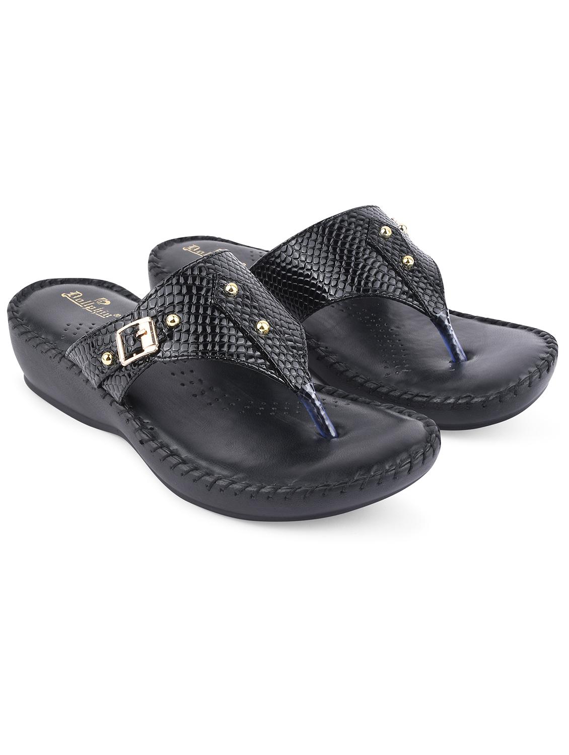 black solid sandal - 19303771 - Standard Image - 1