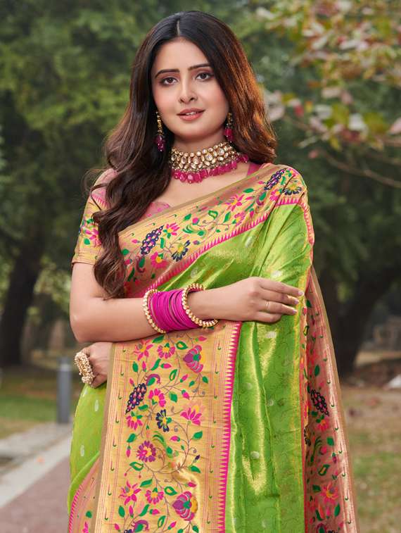 women's self design green colored saree with blouse - 19303909 - Standard Image - 1