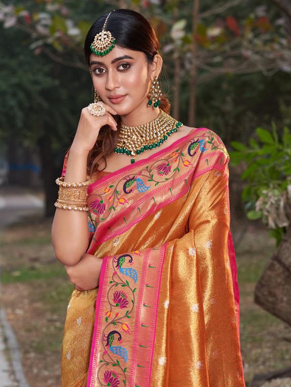 women self design paithani saree with blouse - 19303914 - Standard Image - 1