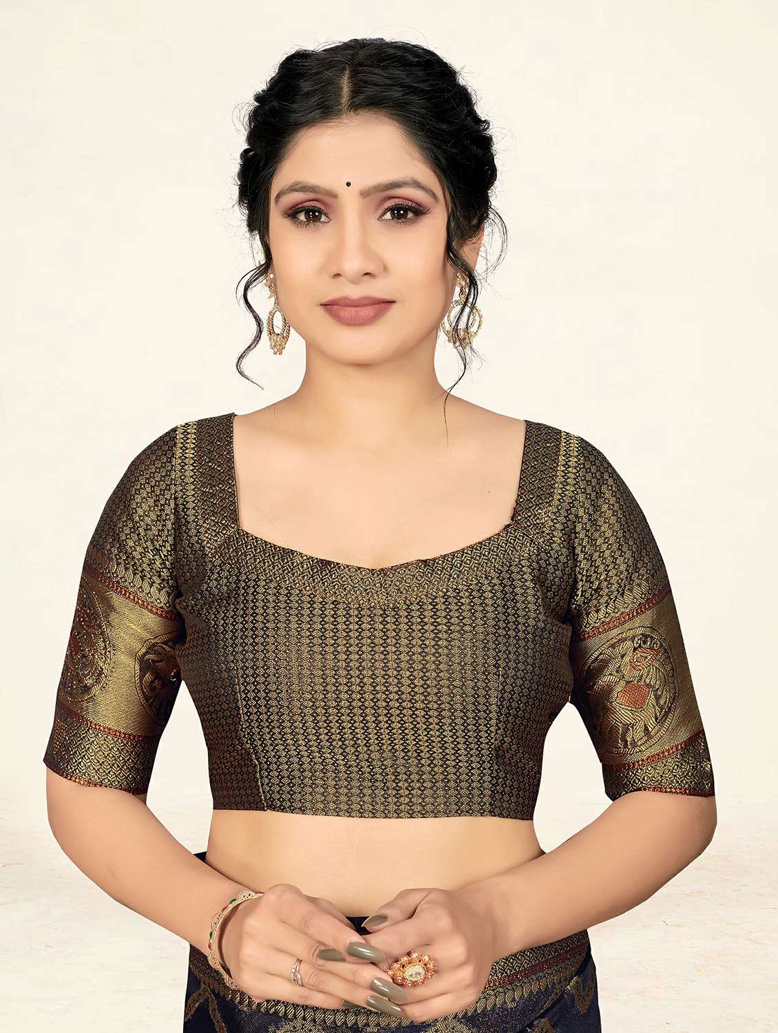 self design printed woven saree - 19304744 - Standard Image - 4
