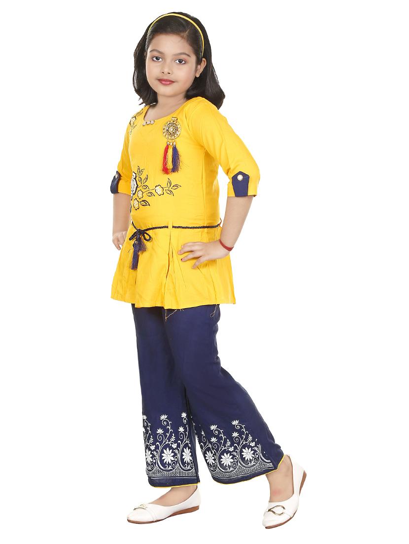 girls printed full length sets - 19330238 - Standard Image - 1