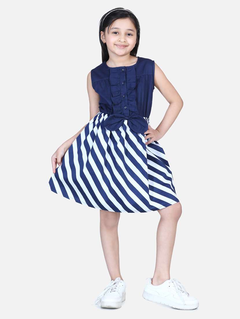 girls round neck sleeveless frock