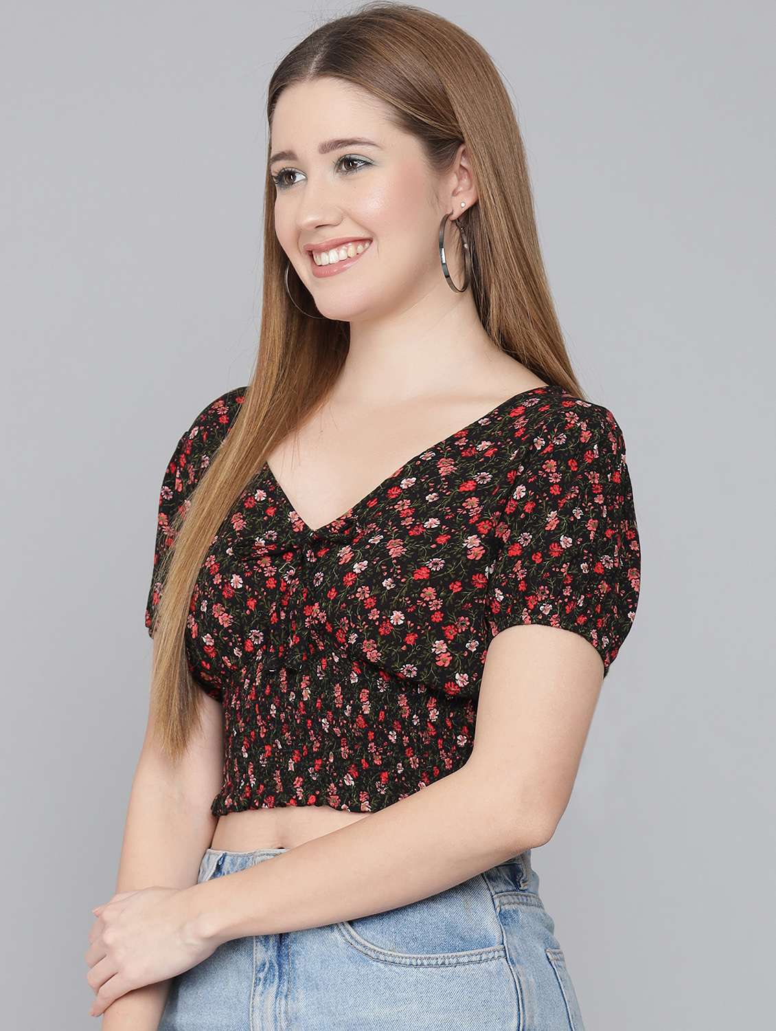 women's crop v neck top - 19408043 -  Standard Image - 1