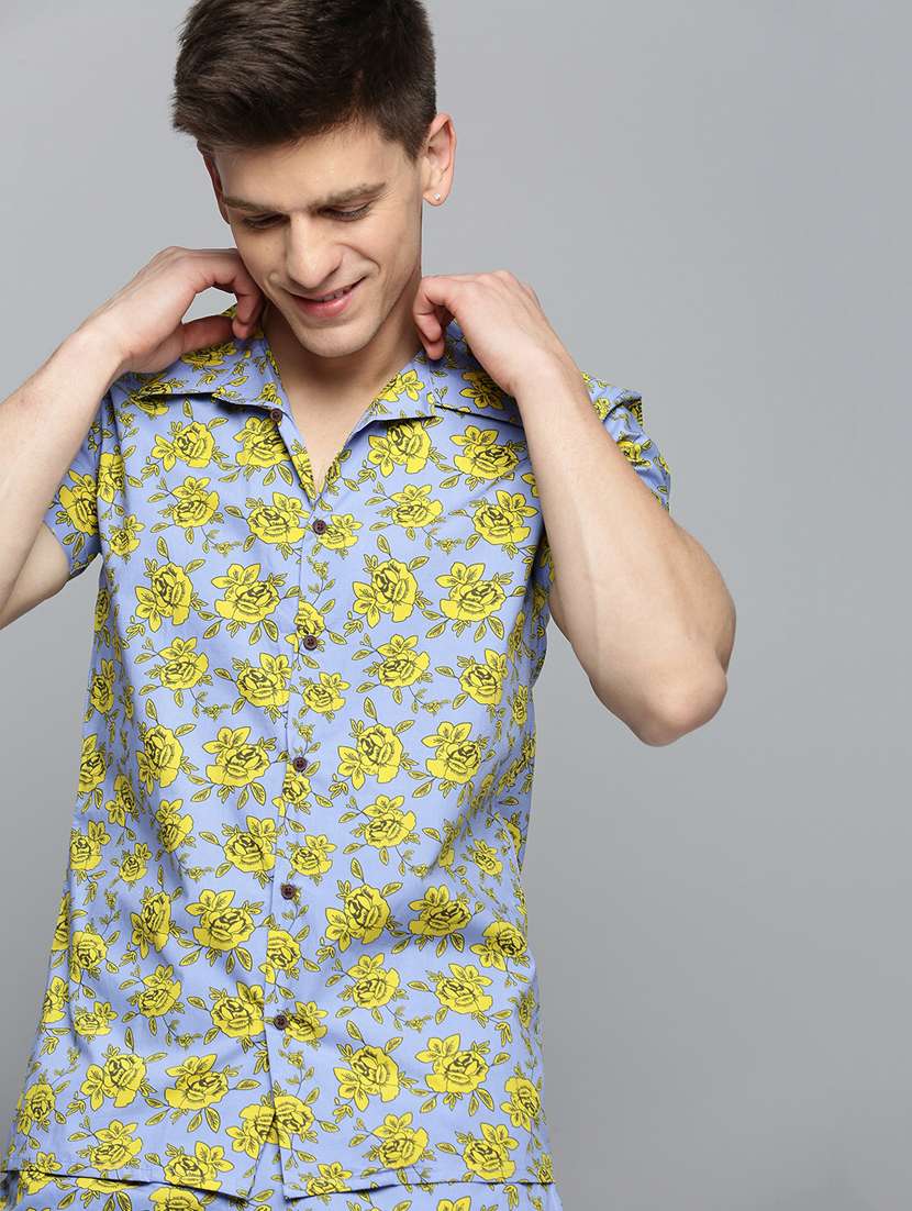 men's shirt and shorts printed co-ord set - 19409445 - Standard Image - 4