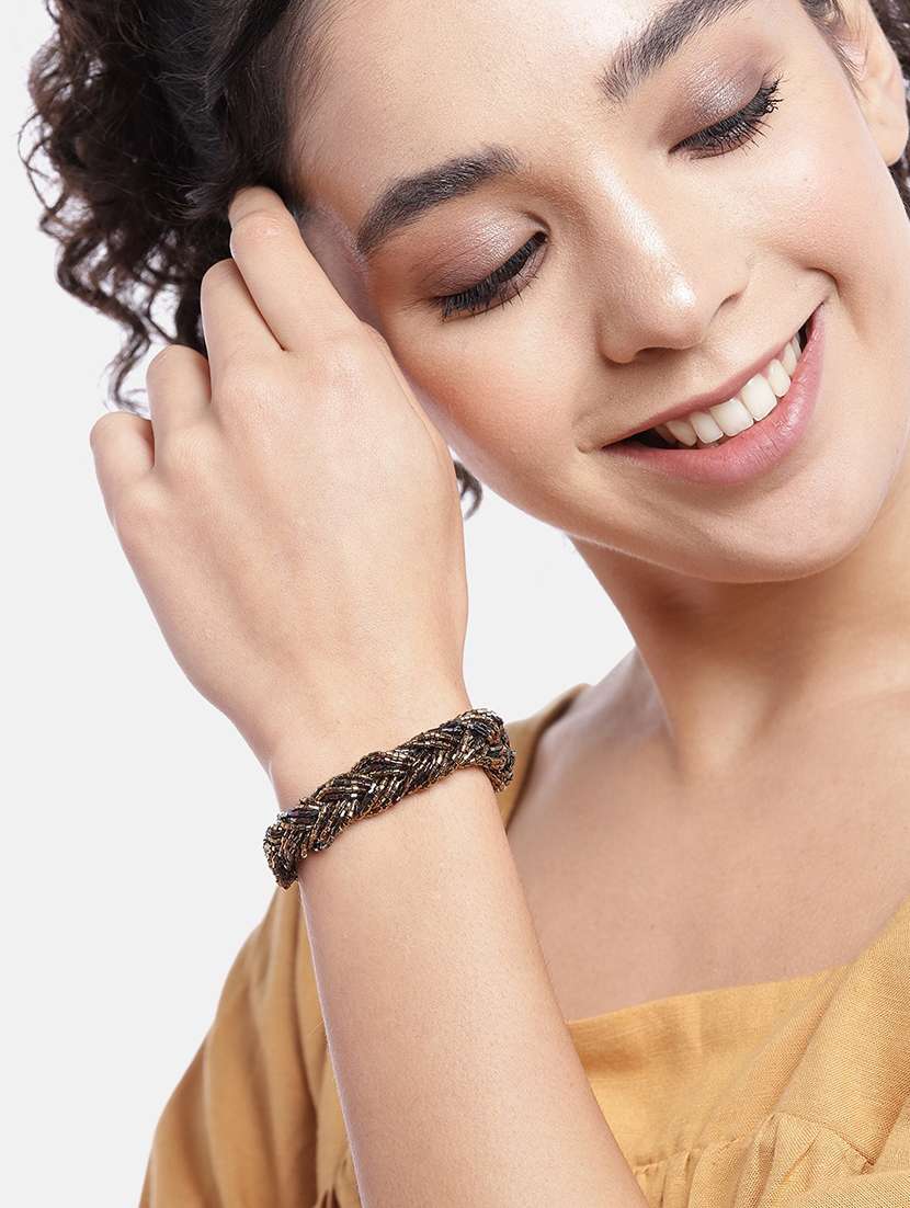 richeera  women beaded bracelet - 19413416 -  Standard Image - 4