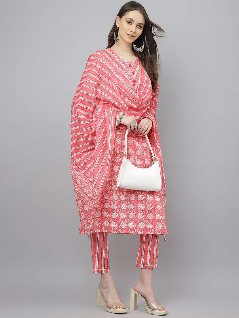 women three quarter sleeve kurta pant with dupatta set