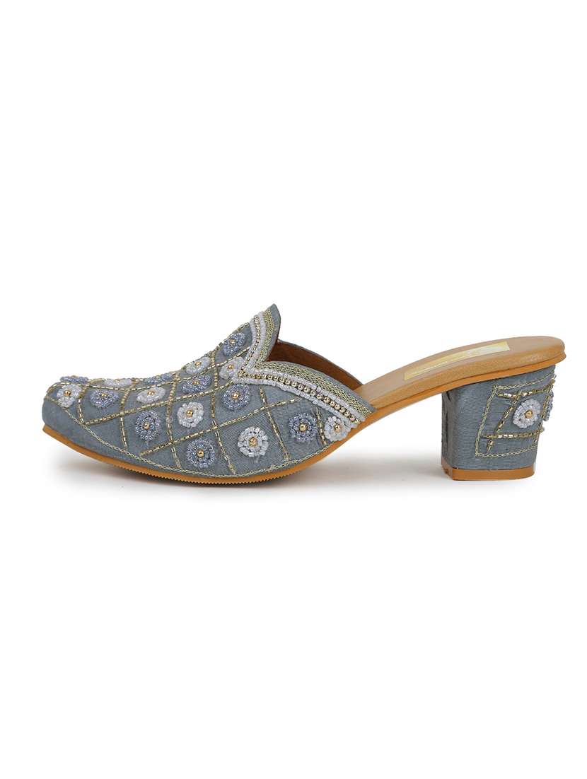 women embellished ethnic sandal - 19418247 -  Standard Image - 1