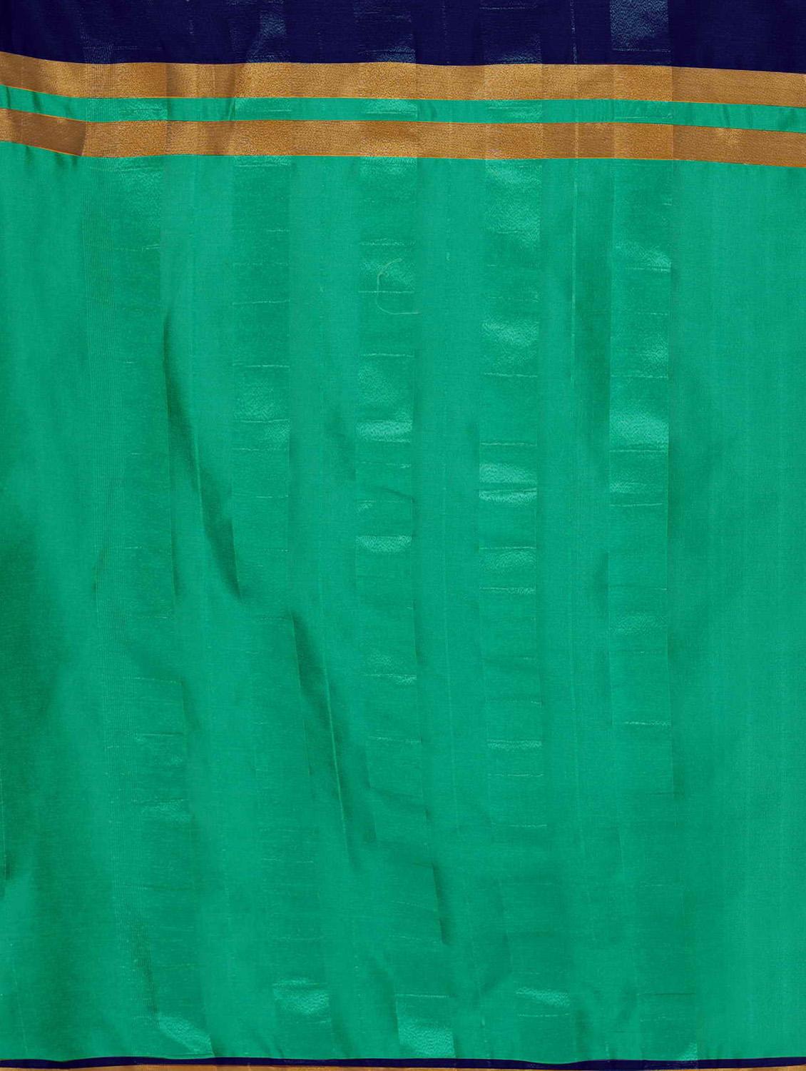 self design solid saree with blouse - 19431833 - Standard Image - 4