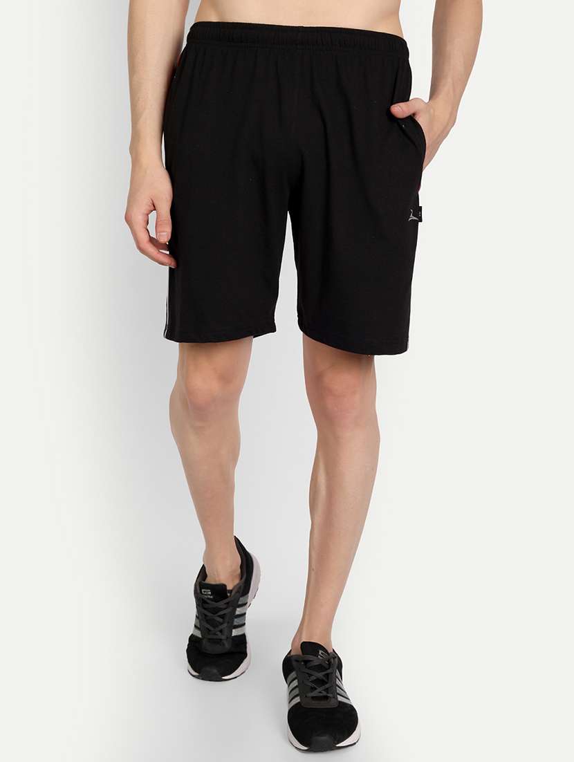 men solid shorts
