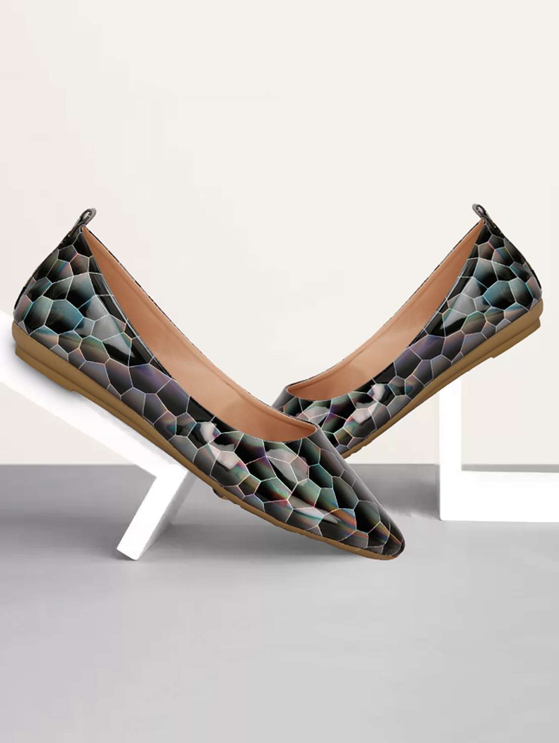 women slip on ballerina