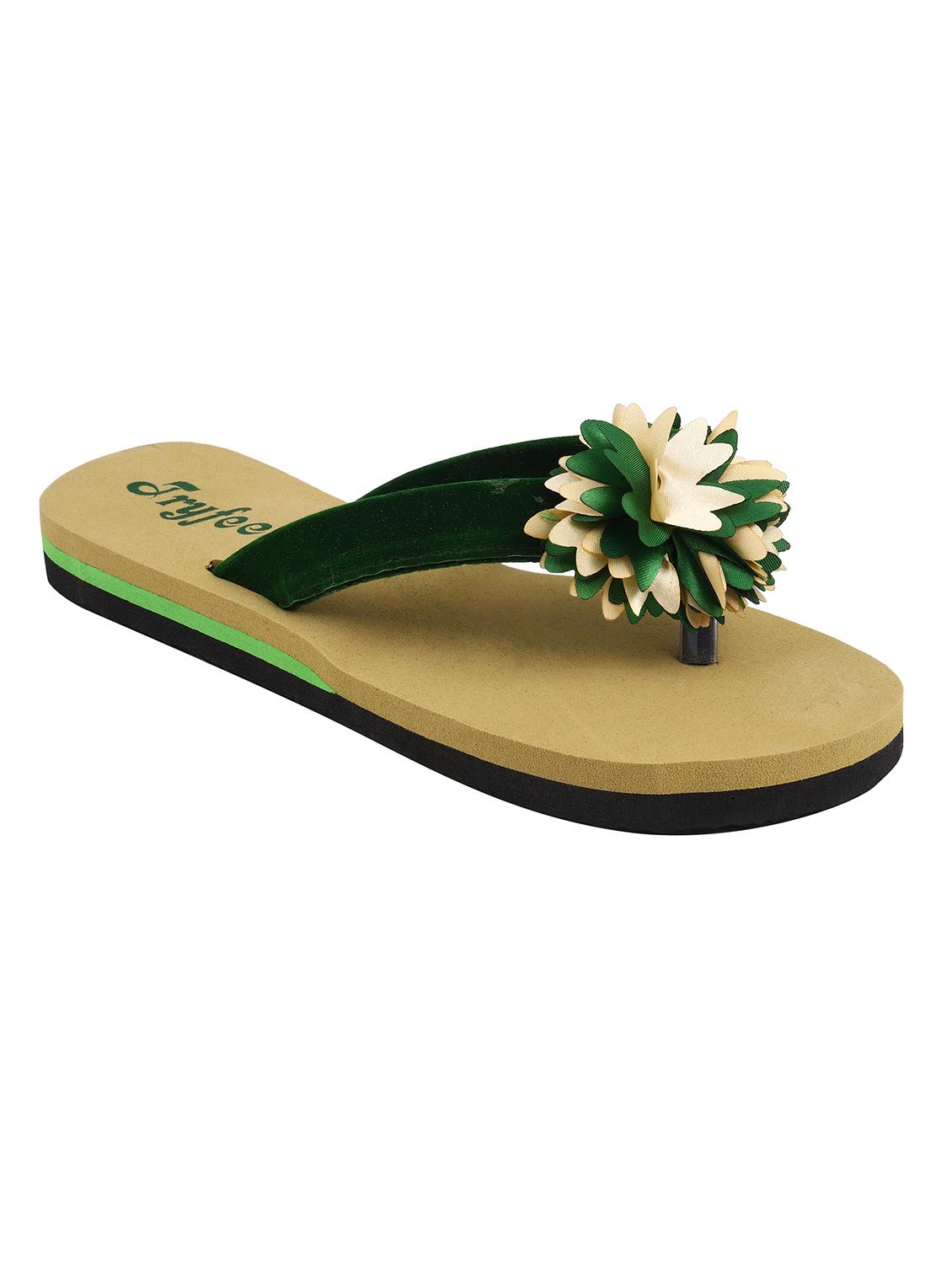women solid flip flop - 19436570 - Zoom Image - 0