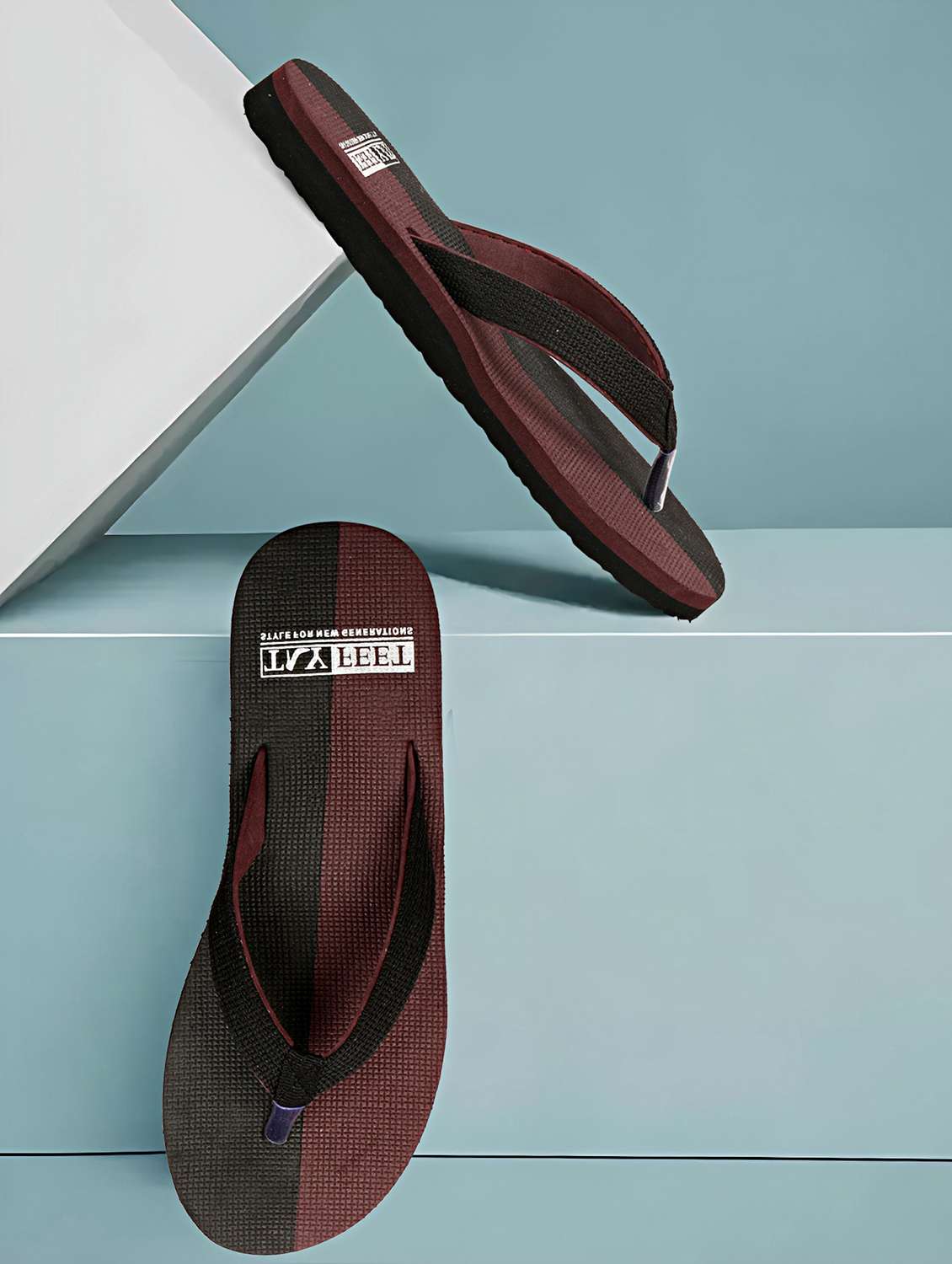 women solid flip flop
