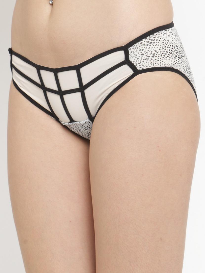 white bikini panty - 19452559 -  Standard Image - 1
