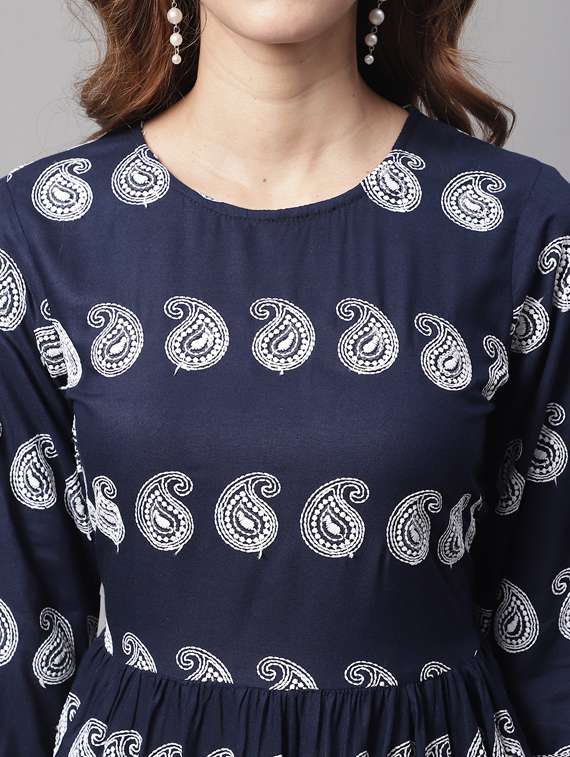 navy blue printed top and trouser set - 19453089 - Standard Image - 4