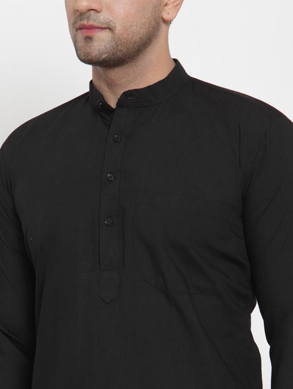 black solid long kurta - 19453465 - Standard Image - 4