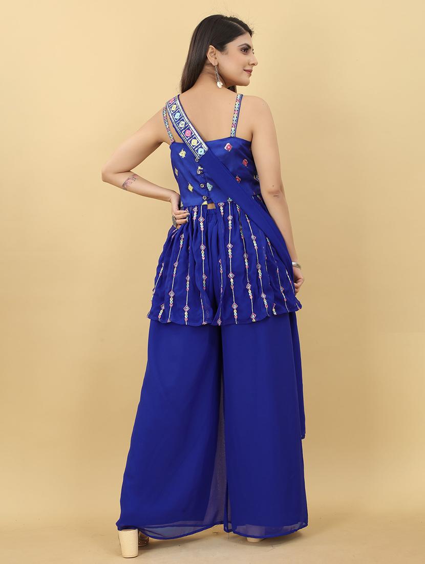 embroidered top bottom set - 19454949 - Standard Image - 1