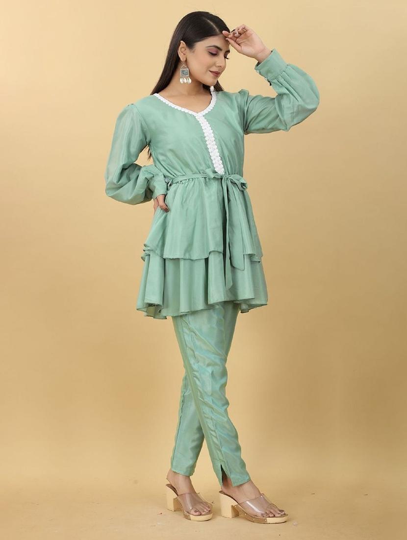green self design fusion set - 19454962 - Standard Image - 1