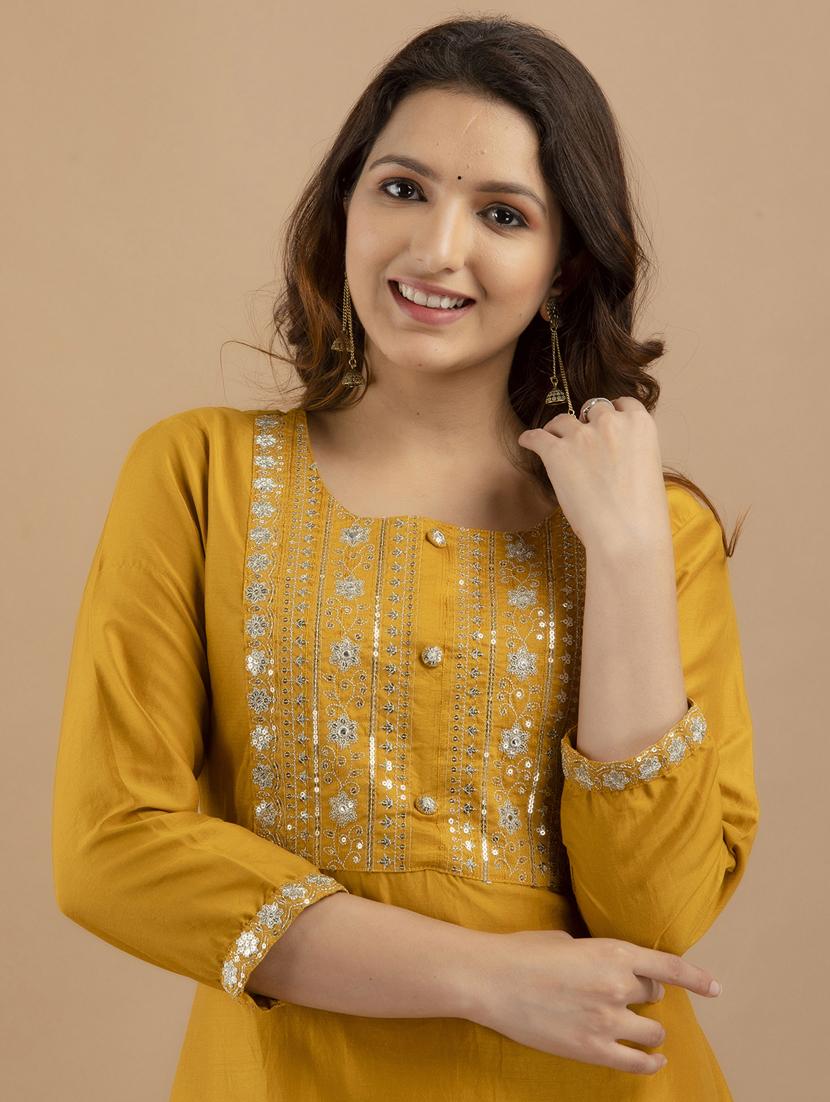 yellow round neck straight kurta - 19471446 - Standard Image - 4