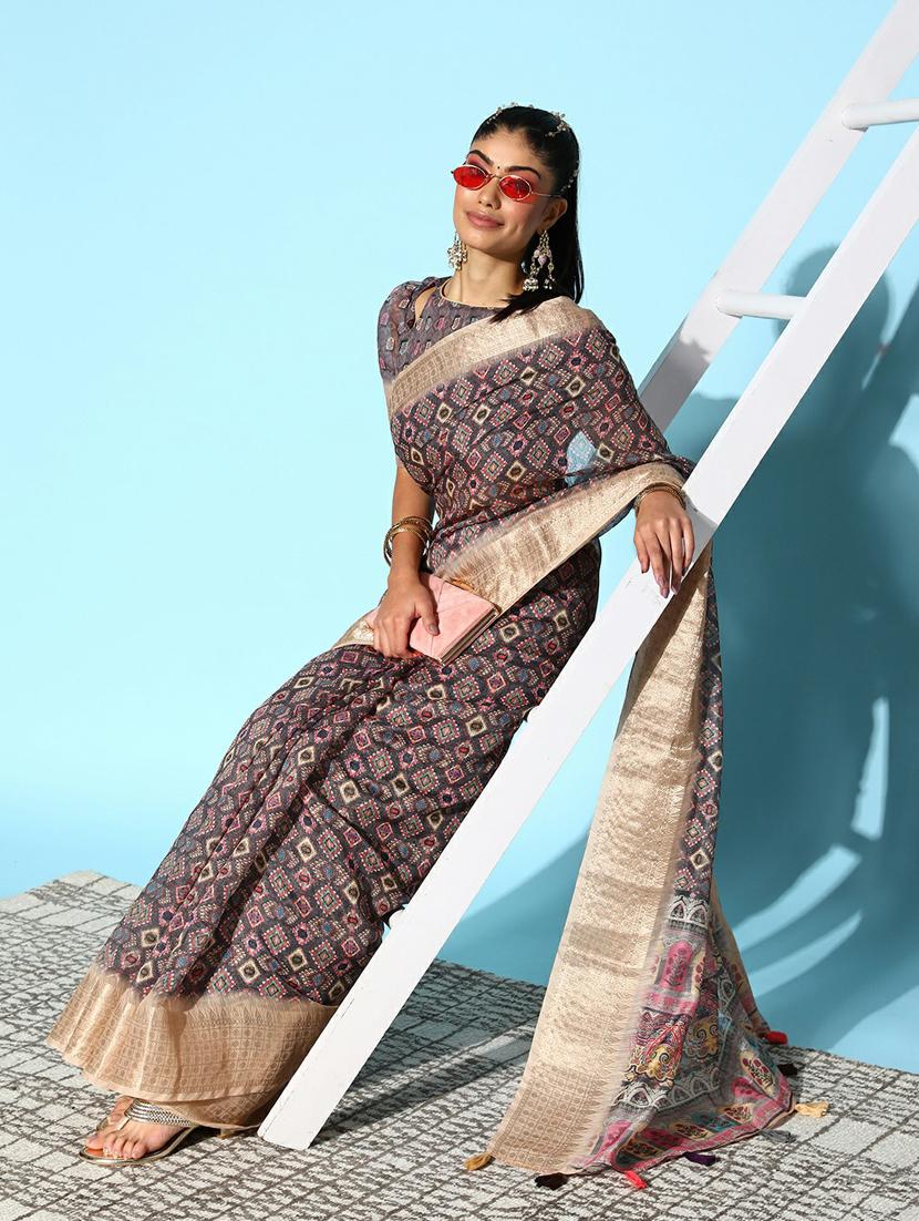 self design printed saree with blouse - 19473611 -  Standard Image - 1