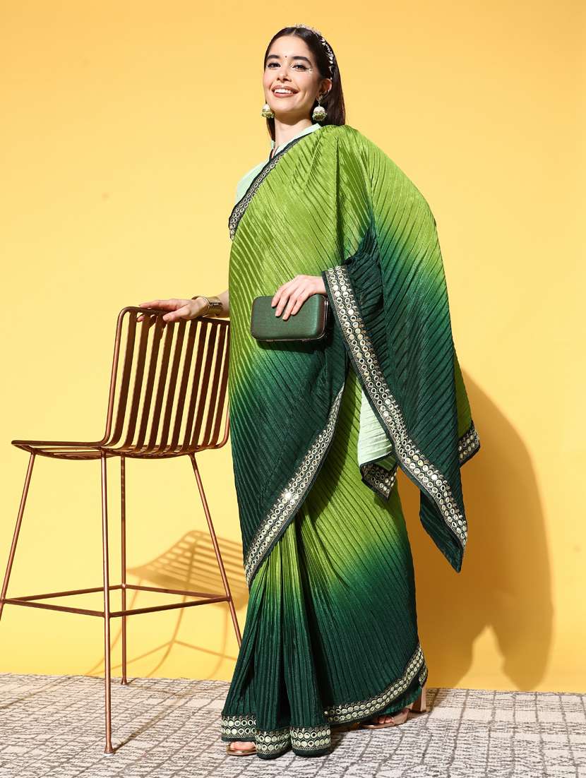 women's bordered green colored saree with blouse - 19473624 - Zoom Image - 0