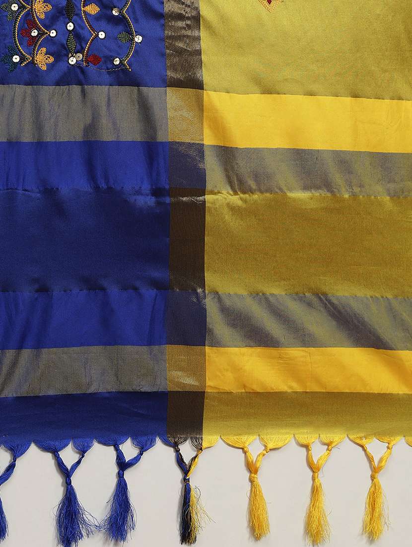 women's embroidered saree with blouse - 19473717 -  Standard Image - 4