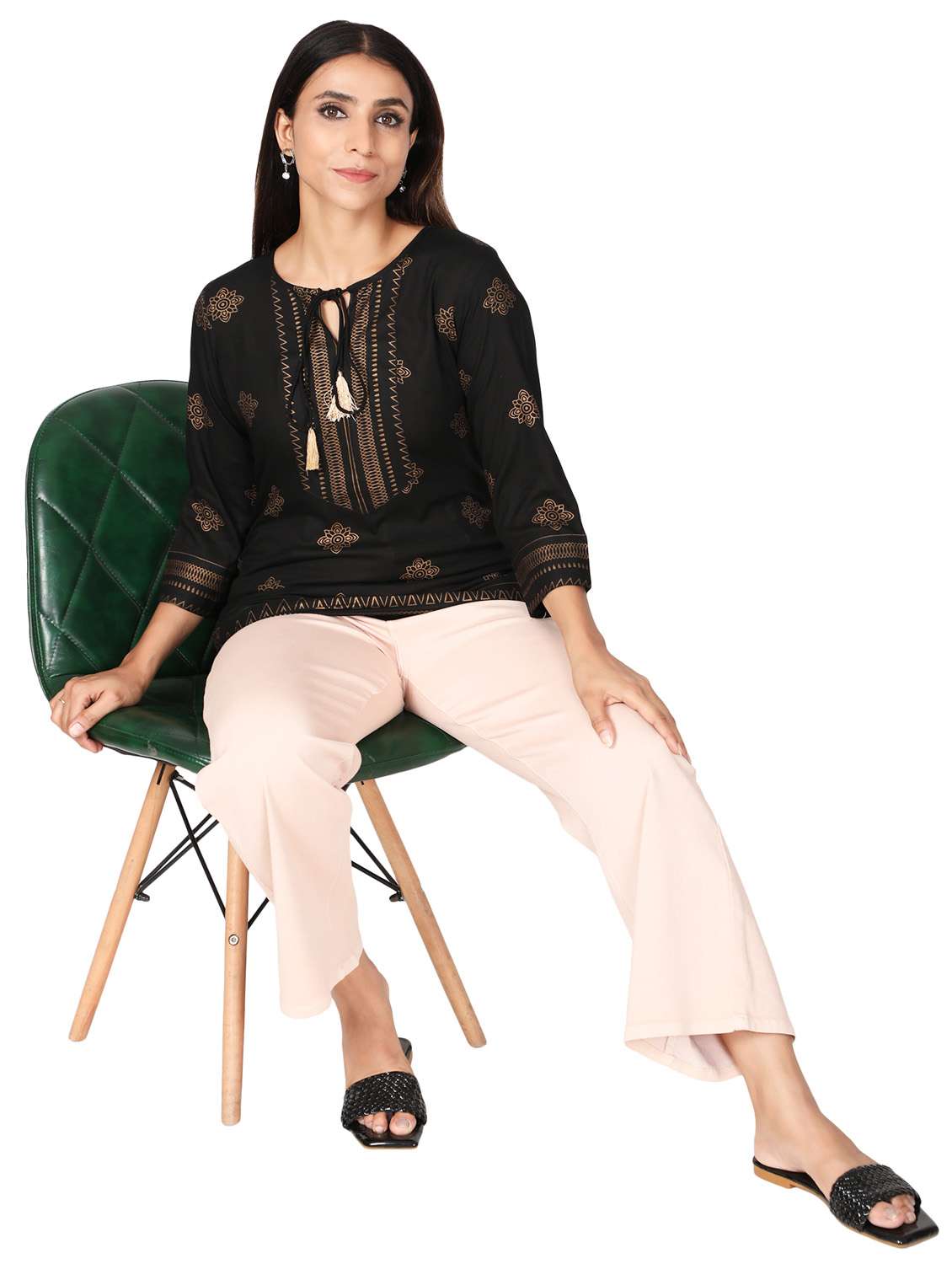 Key Hole Neck A-line Tunic - 19475218 -  Standard Image - 4
