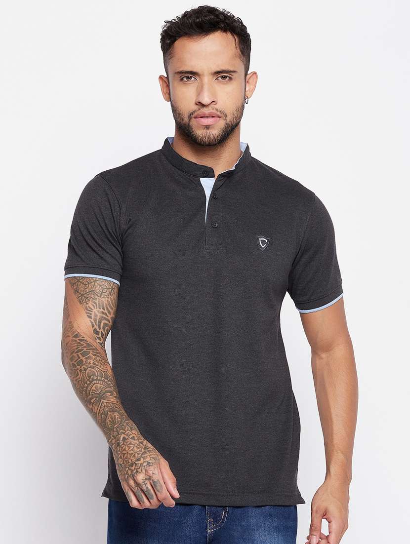black solid t-shirt