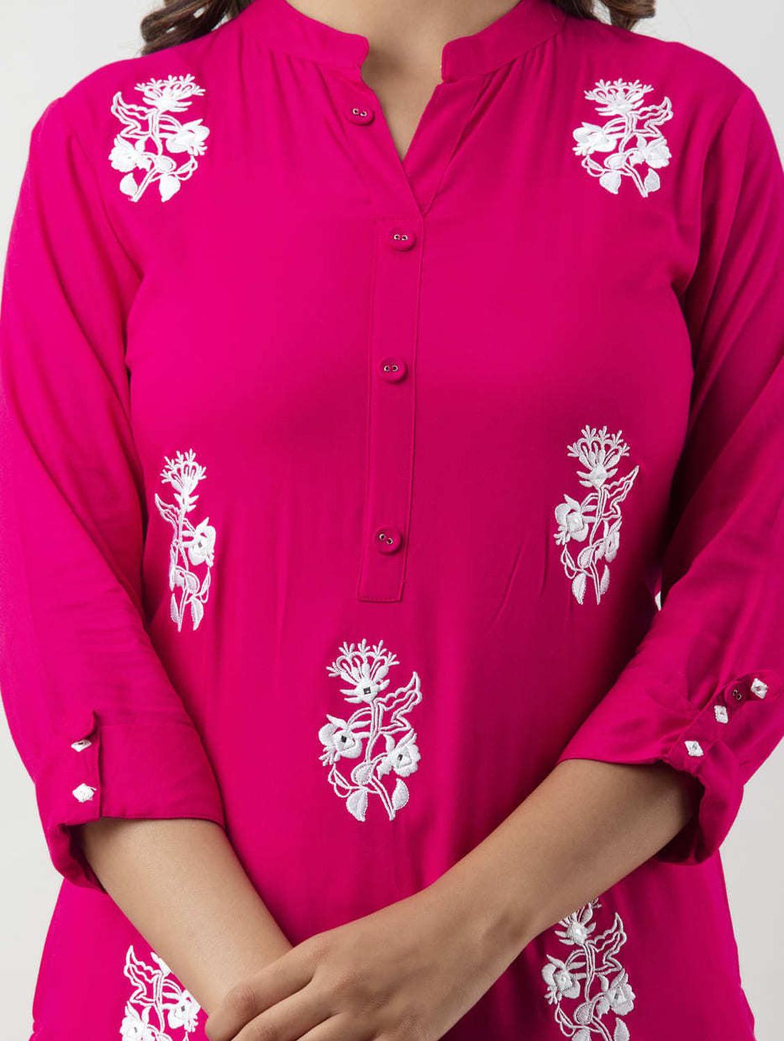 women embroidered kurta with palazzo set - 19481699 - Standard Image - 4