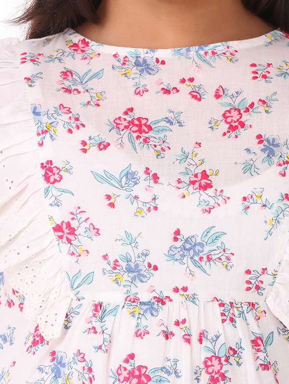 girls round neck top - 19488907 -  Standard Image - 4