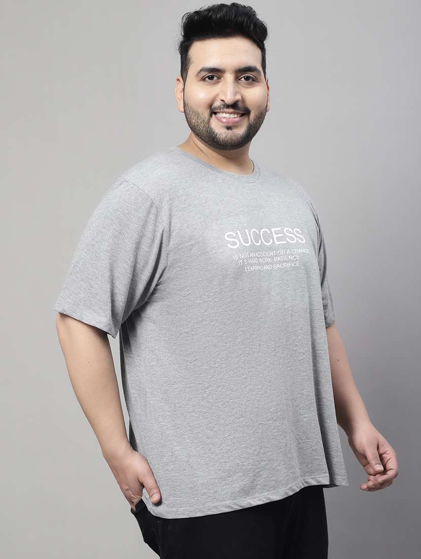 Round Neck Chest Printed Regular T-shirt - 19490785 -  Standard Image - 1