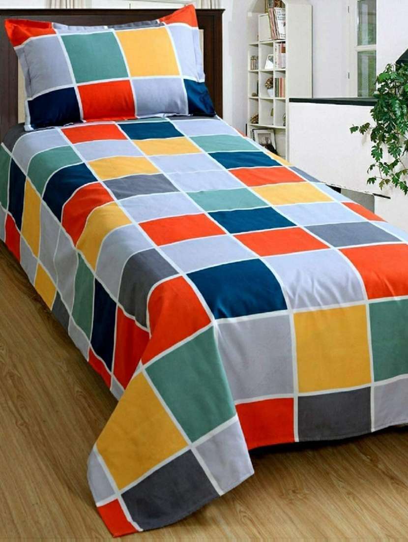 printed bed sheet with pillow cover