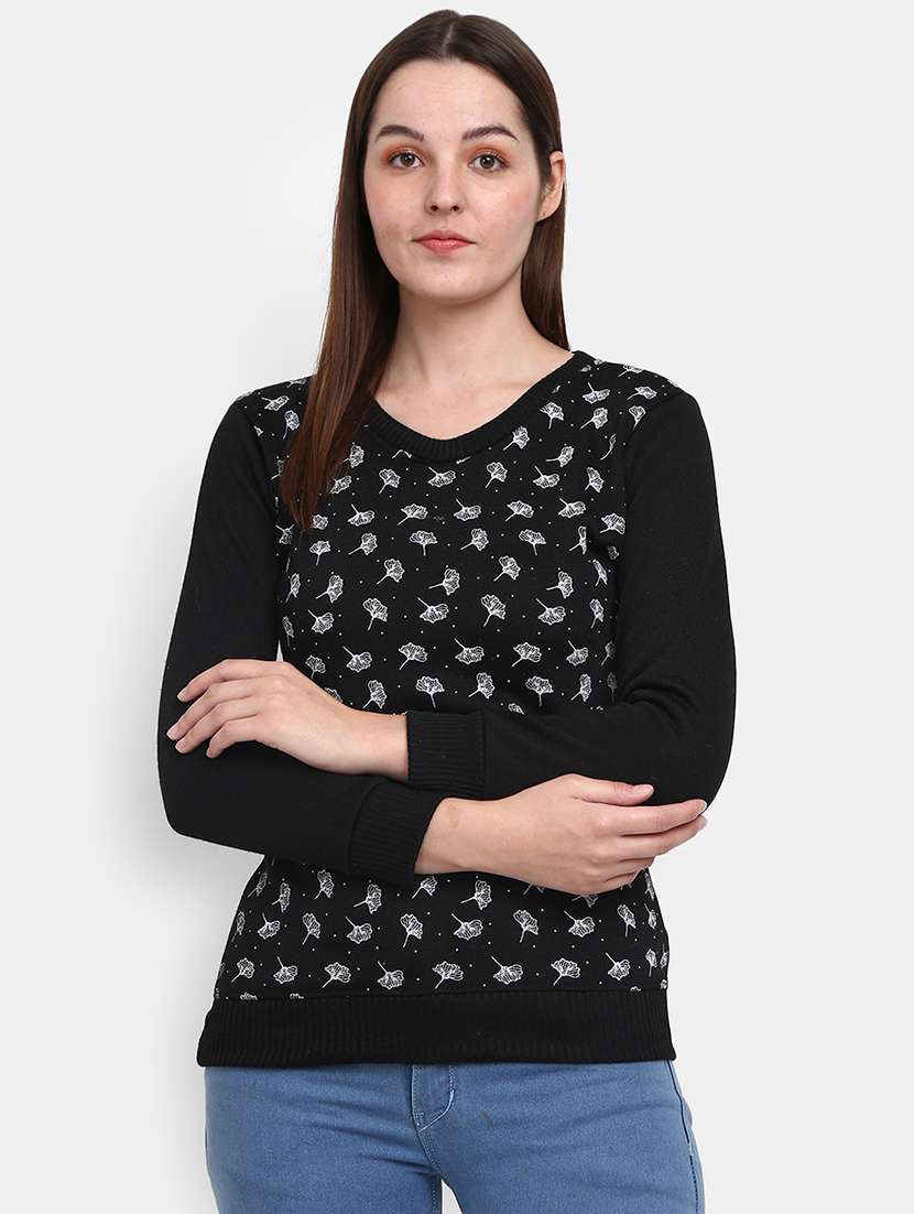 black cotton pullover