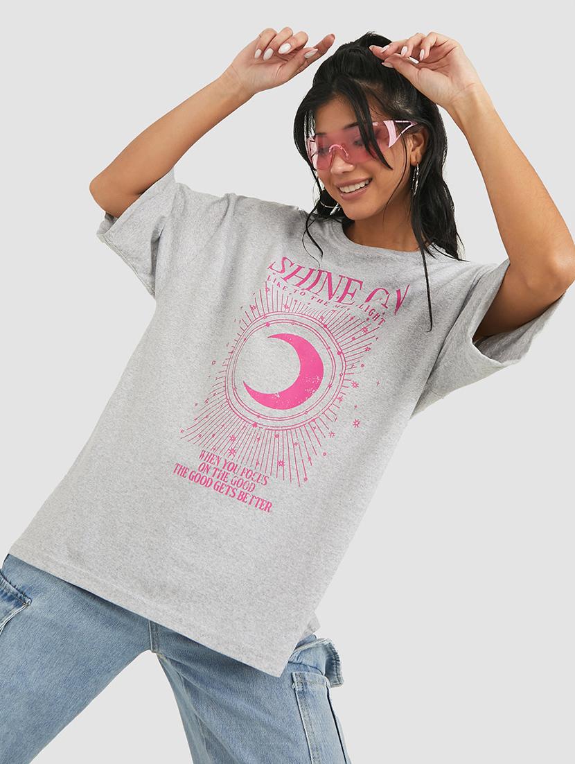 women's front print round neck t-shirt - 19494699 - Zoom Image - 0