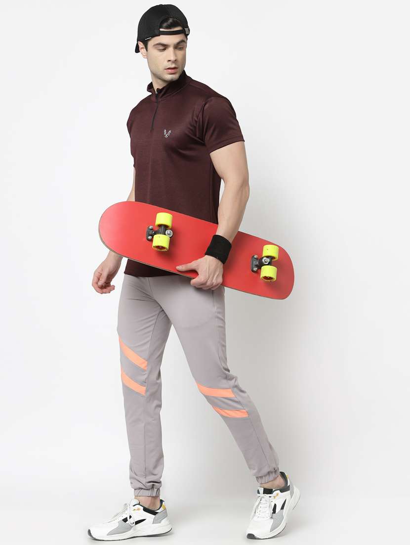 solids polyester regular t-shirt - 19495092 - Standard Image - 4