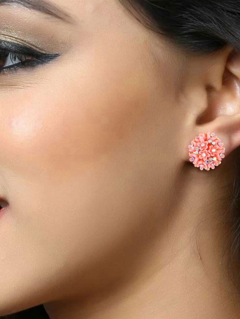 pink brass studs earring - 19495431 -  Standard Image - 1