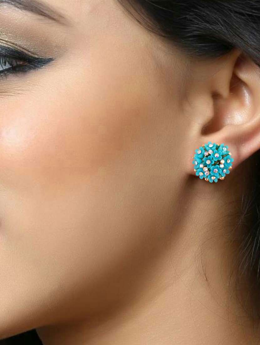 blue brass studs earring - 19495436 -  Standard Image - 1