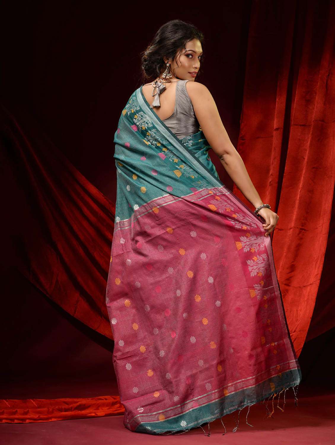 women's self design sea green colored saree with blouse - 19498129 -  Standard Image - 4