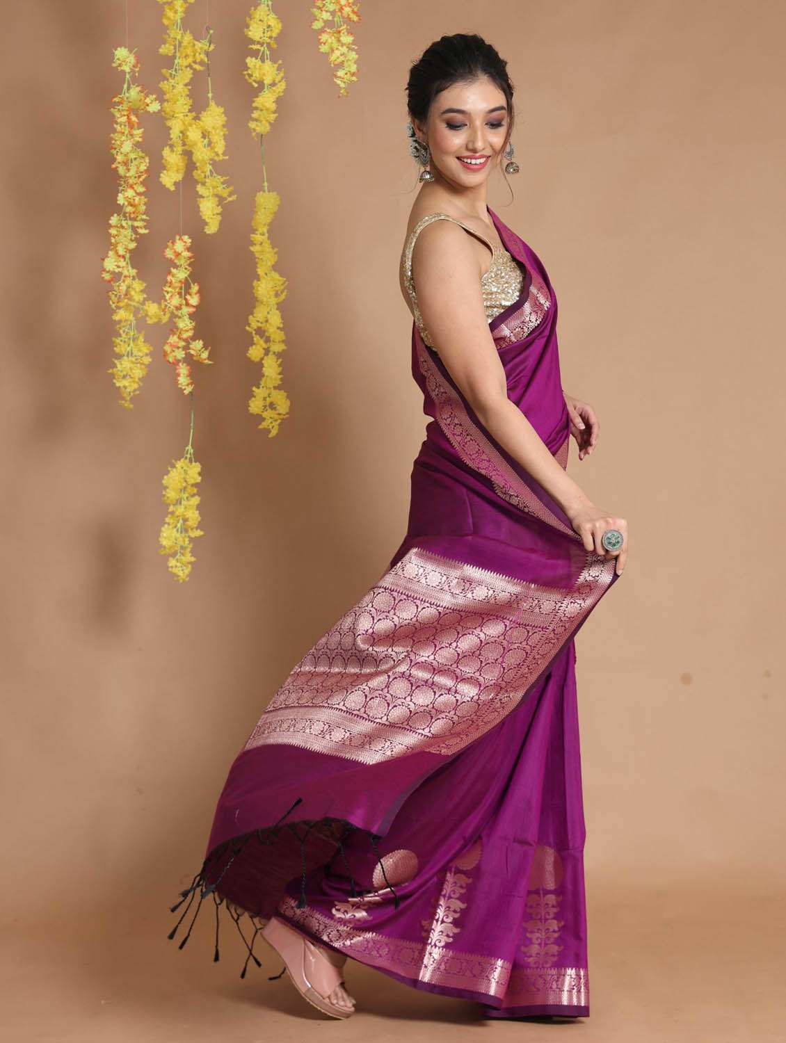 women's self design purple colored saree with blouse - 19498334 -  Standard Image - 1