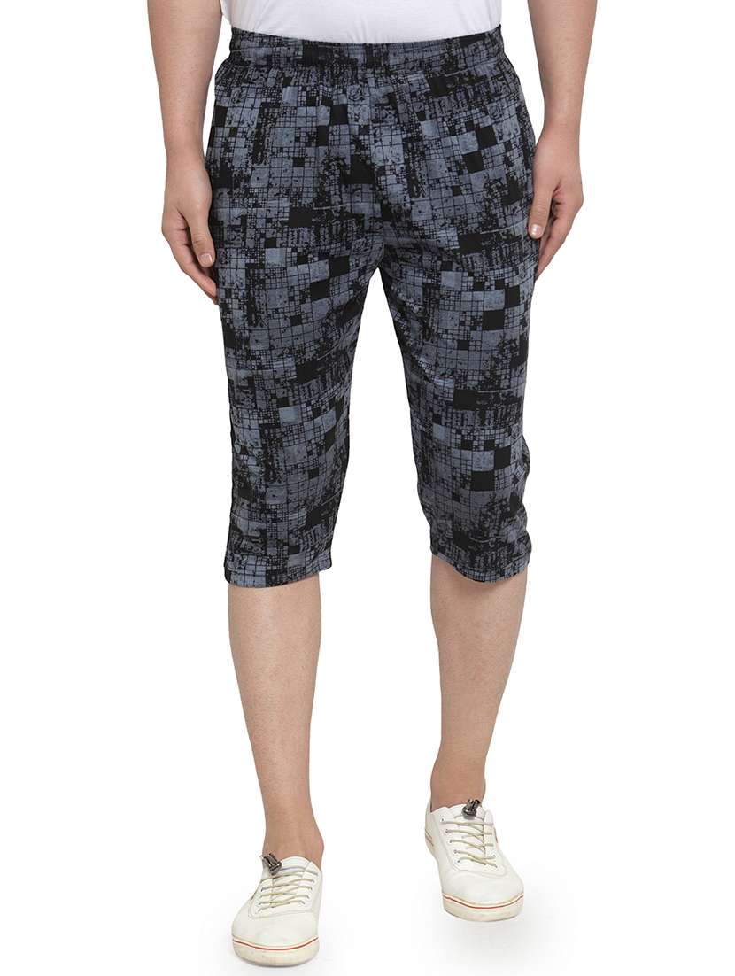 mid rise printed three fourth