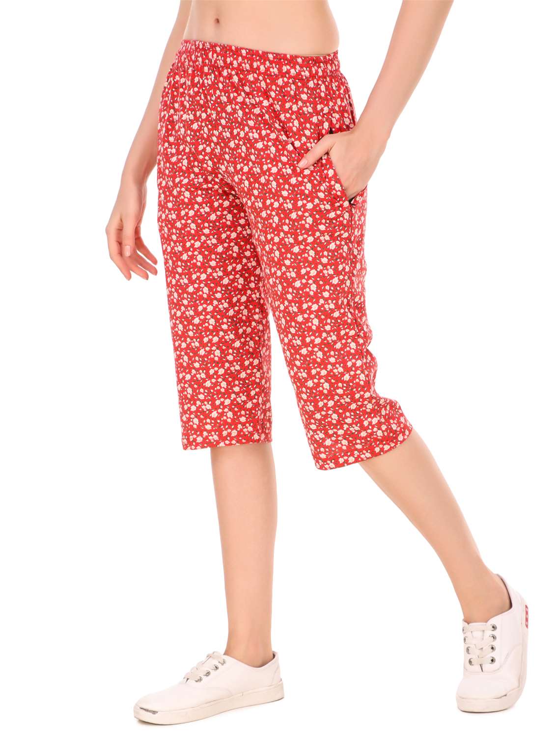 red sports capri - 19503803 -  Standard Image - 1