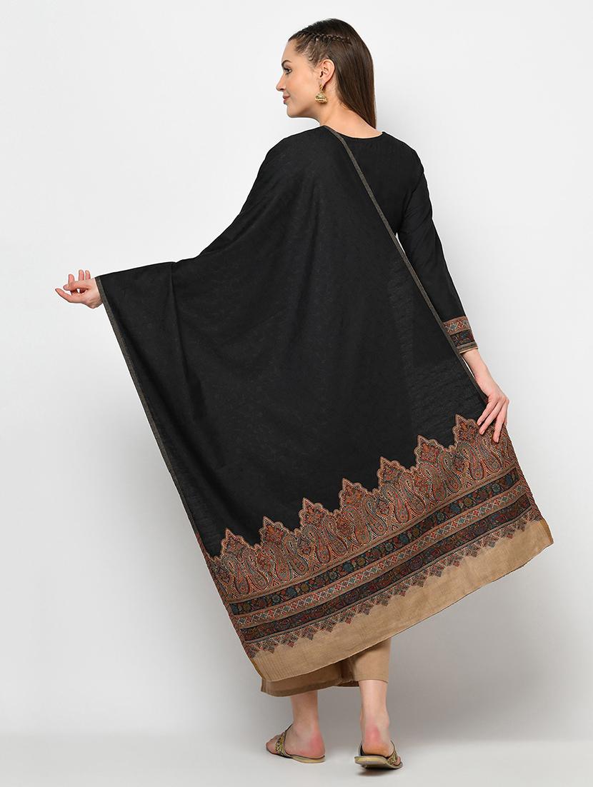 self designed flared unstitched suit - 19510968 - Standard Image - 4