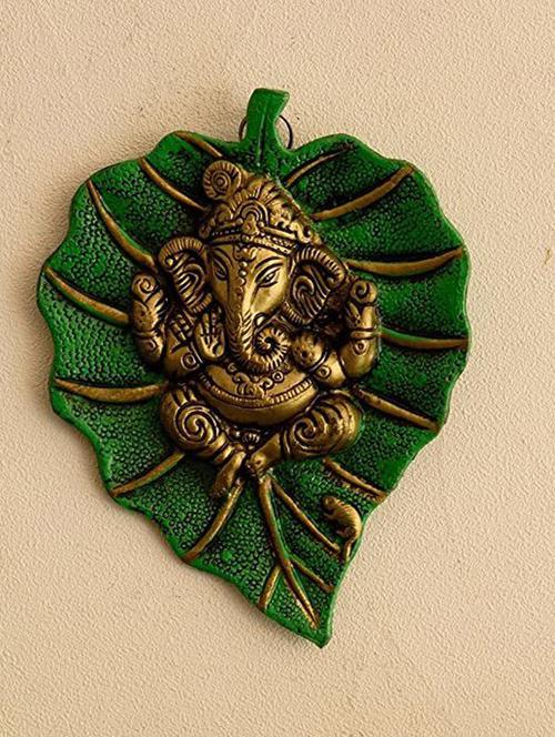 wall hanging sculpture by gunnu sales - 19518870 -  Standard Image - 0