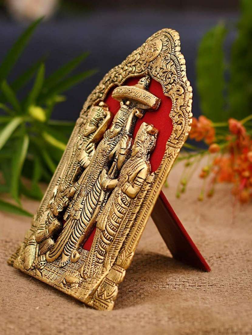 wall hanging sculpture by gunnu sales - 19518877 -  Standard Image - 1